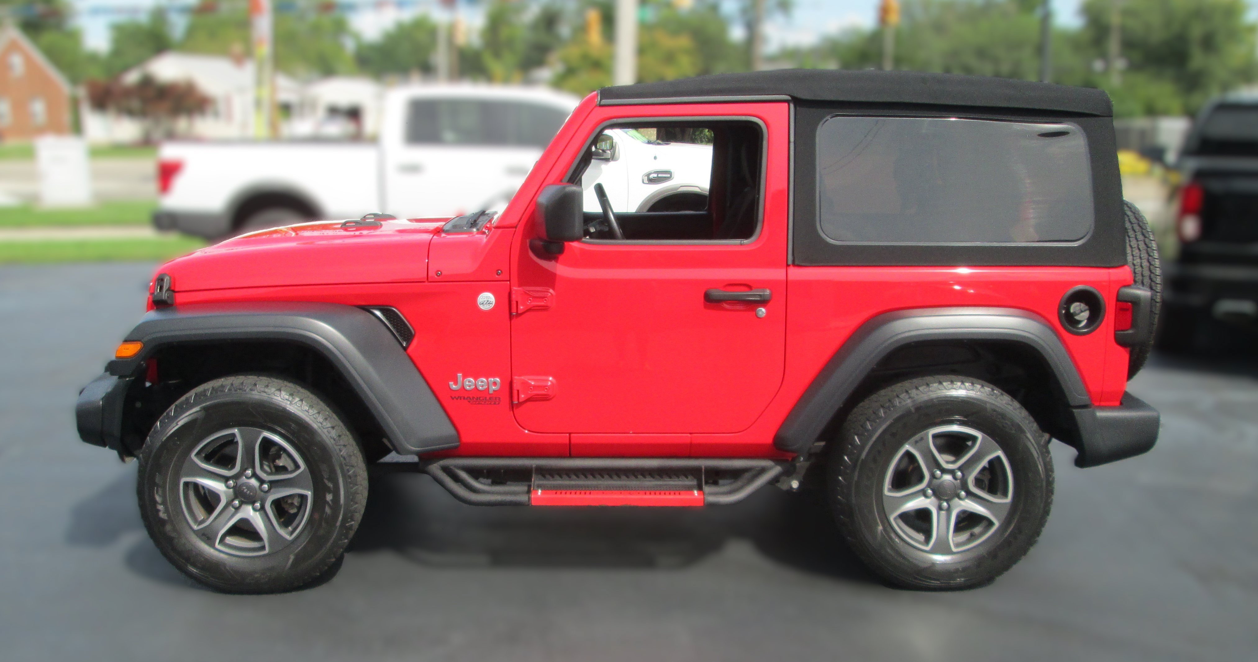 Used 2020 Jeep Wrangler Sport AWD/4WD image 4