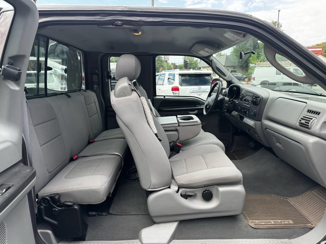 Used 2006 Ford F250 XLT AWD/4WD image 24