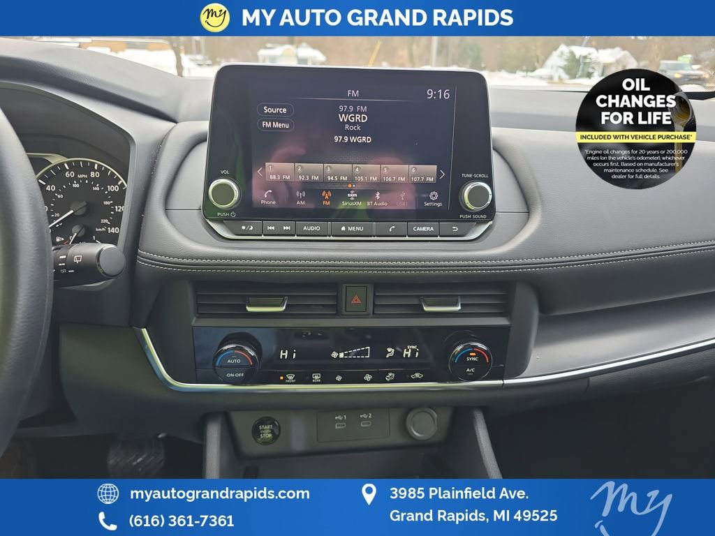 Used 2024 Nissan Rogue SV image 20