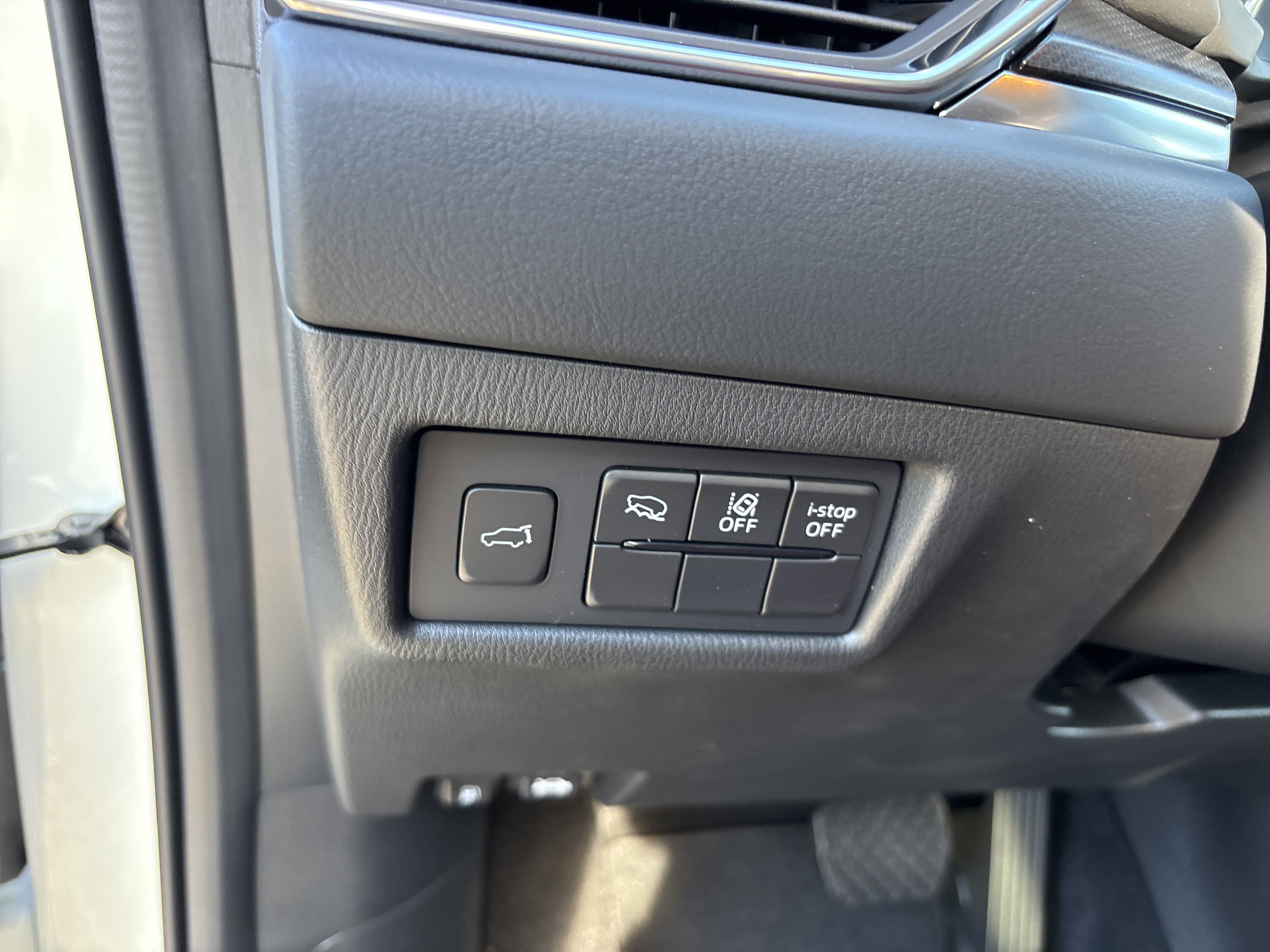 New 2025 MAZDA CX-5 Carbon Edition image 23