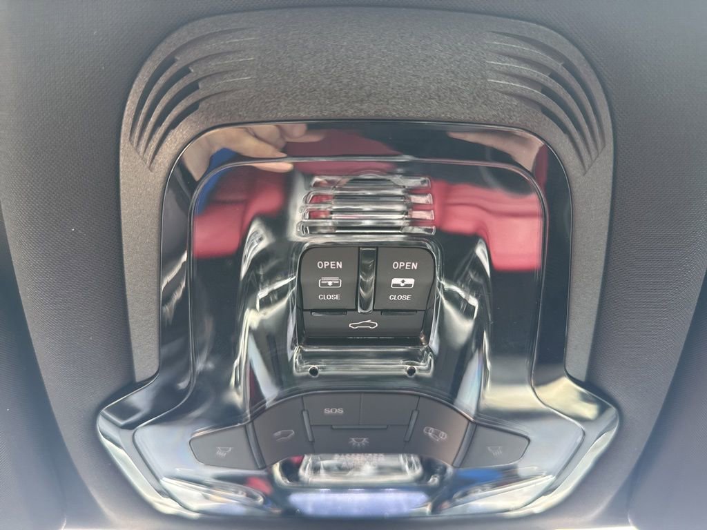 Used 2024 Alfa Romeo Stelvio Veloce image 44