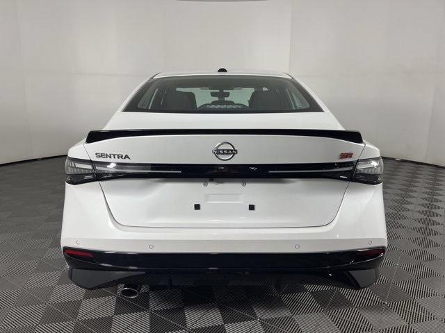 New 2026 Nissan Sentra SR w/ SR Premium Package FWD image 12