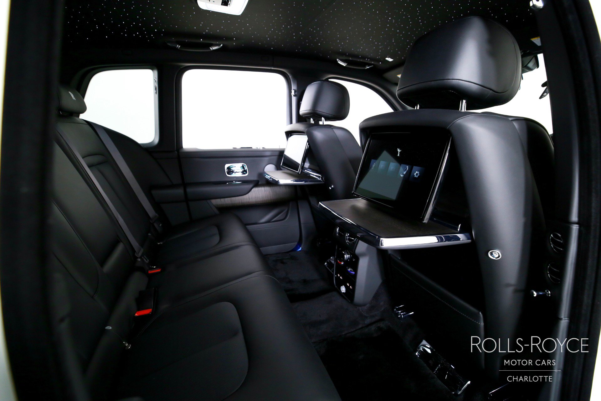 New 2026 Rolls-Royce Cullinan image 31