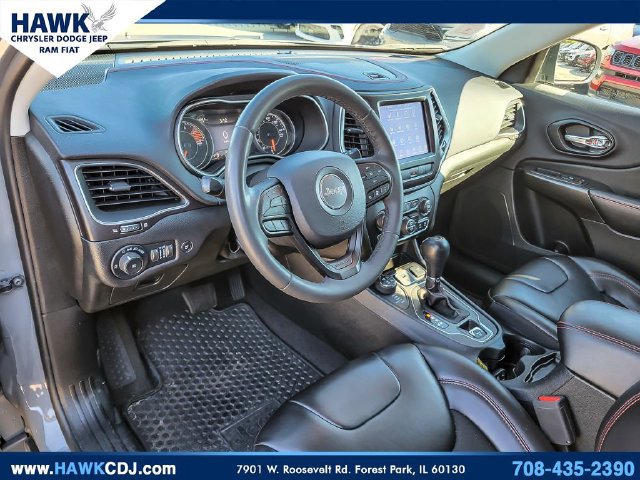 Used 2022 Jeep Cherokee Trailhawk w/ Technology Group B AWD/4WD image 9