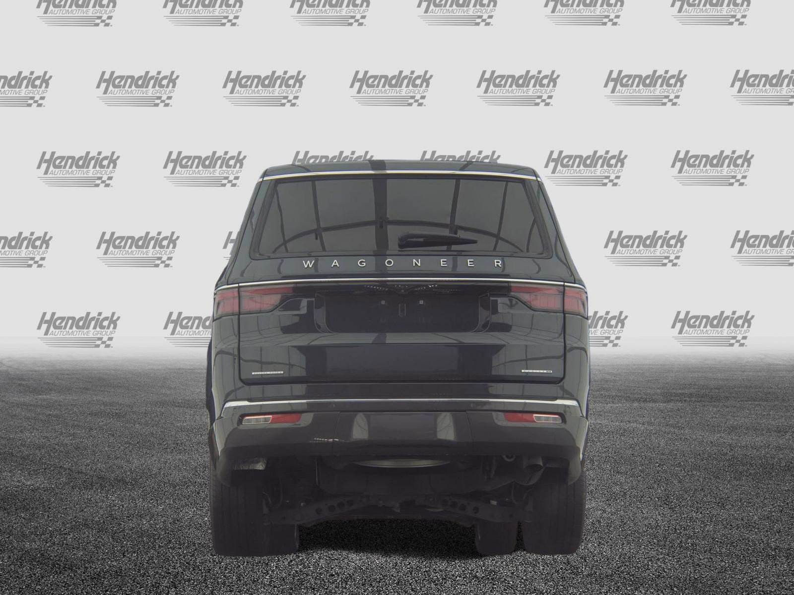 Used 2022 Jeep Wagoneer Series III w/ Flexible Seating Group image 8