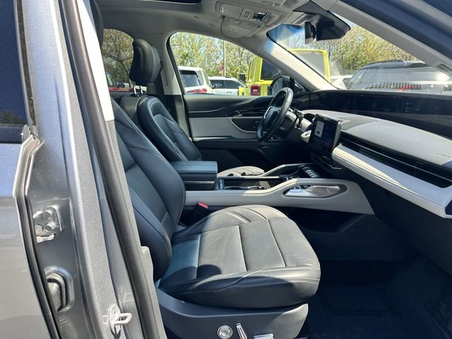 Used 2024 Lincoln Nautilus Premier w/ Equipment Group 102A image 33