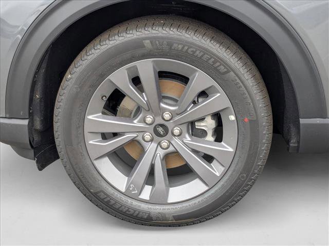 New 2025 Ford Explorer Active w/ Active Comfort Package image 10