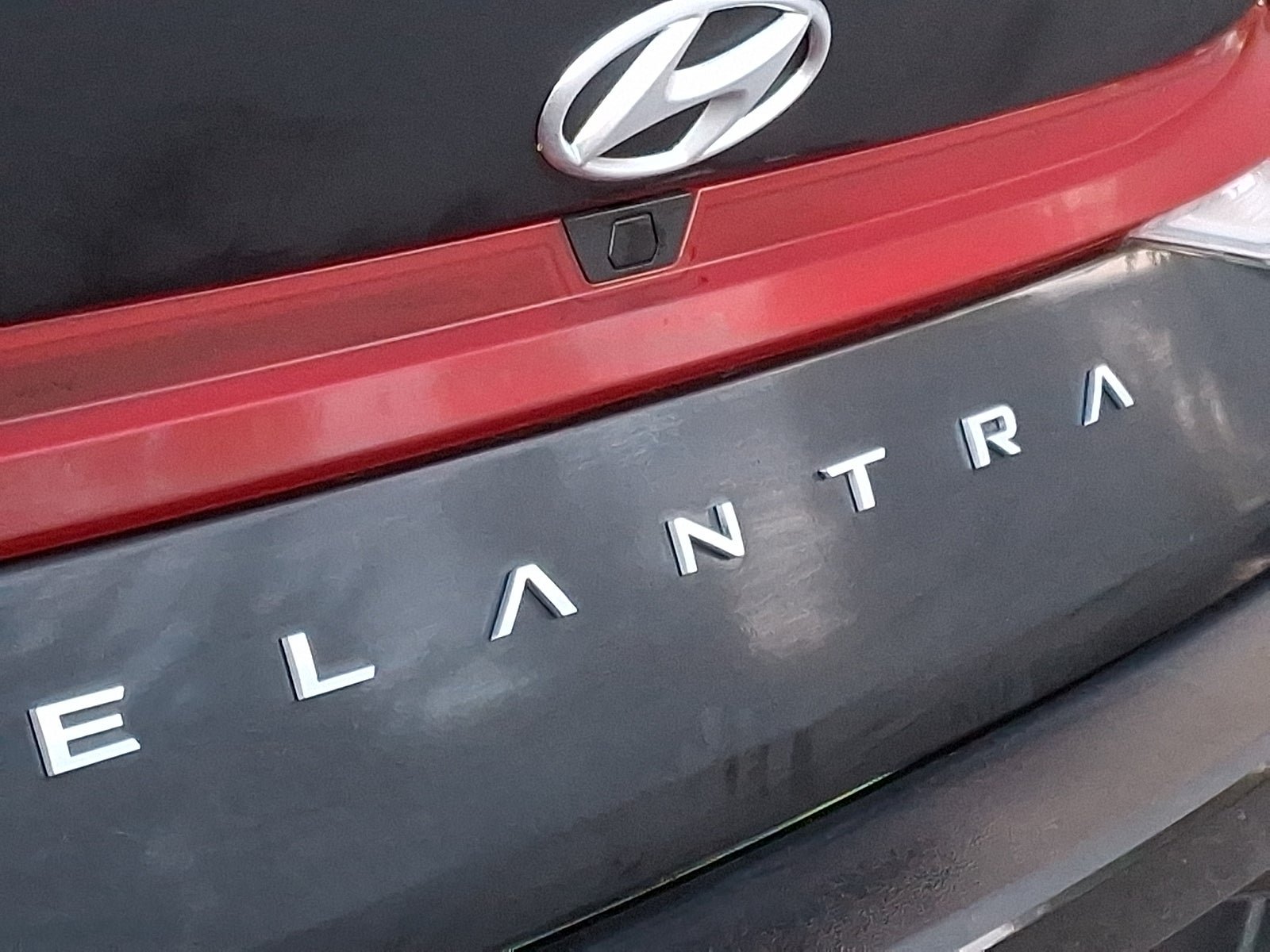 Used 2023 Hyundai Elantra SEL w/ Convenience Package FWD image 29