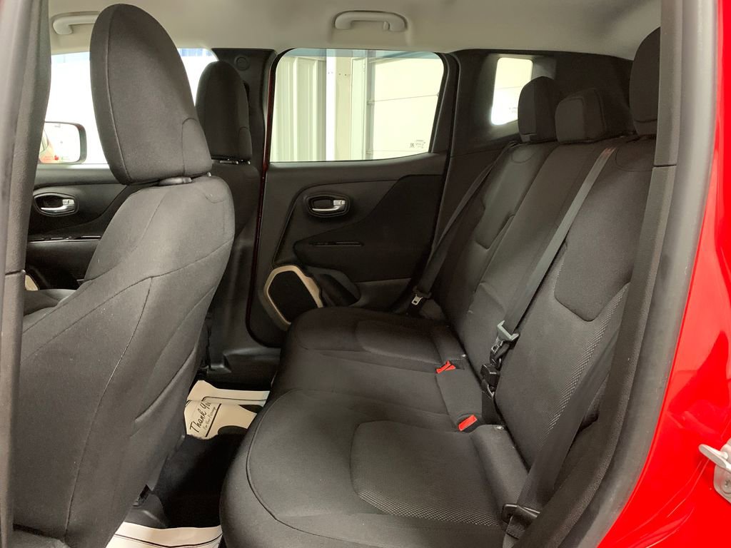 Used 2017 Jeep Renegade Latitude image 15