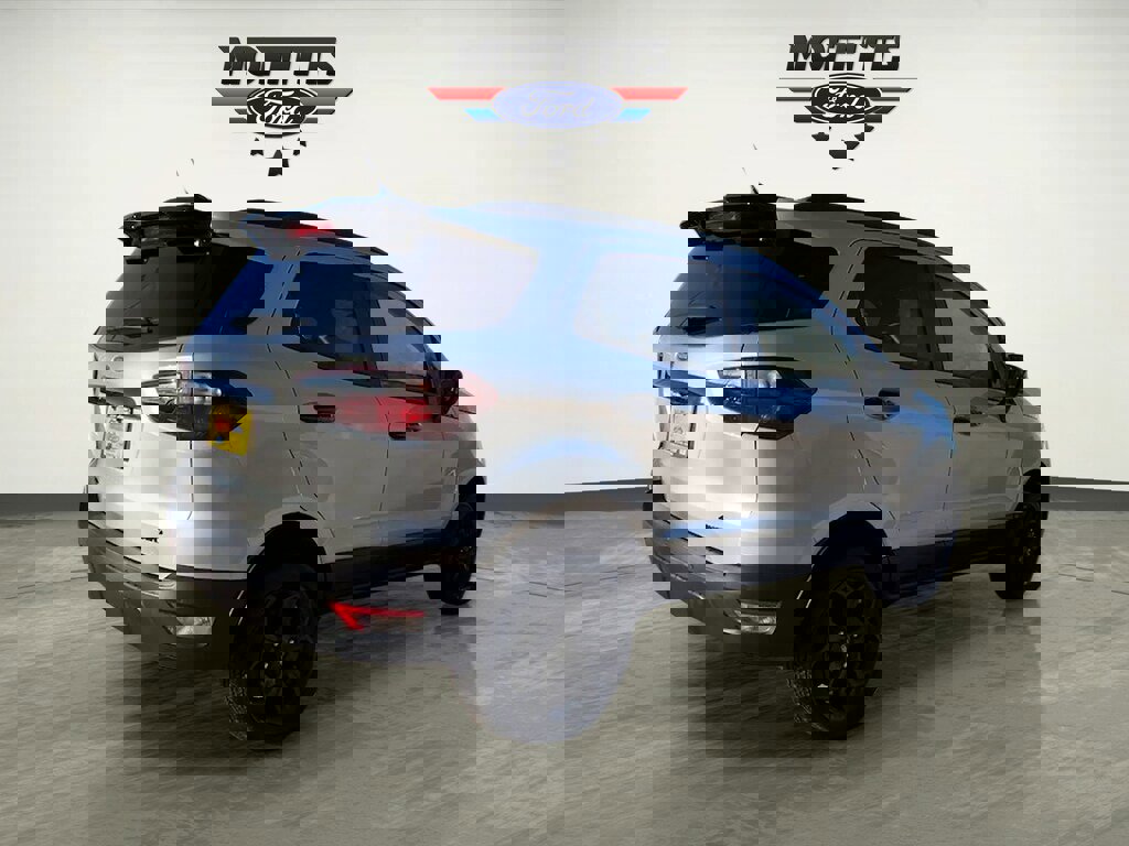 Used 2021 Ford EcoSport SES image 5