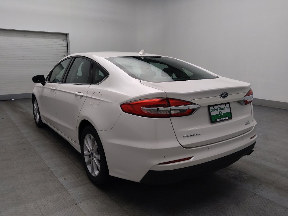 Used 2020 Ford Fusion SE image 5