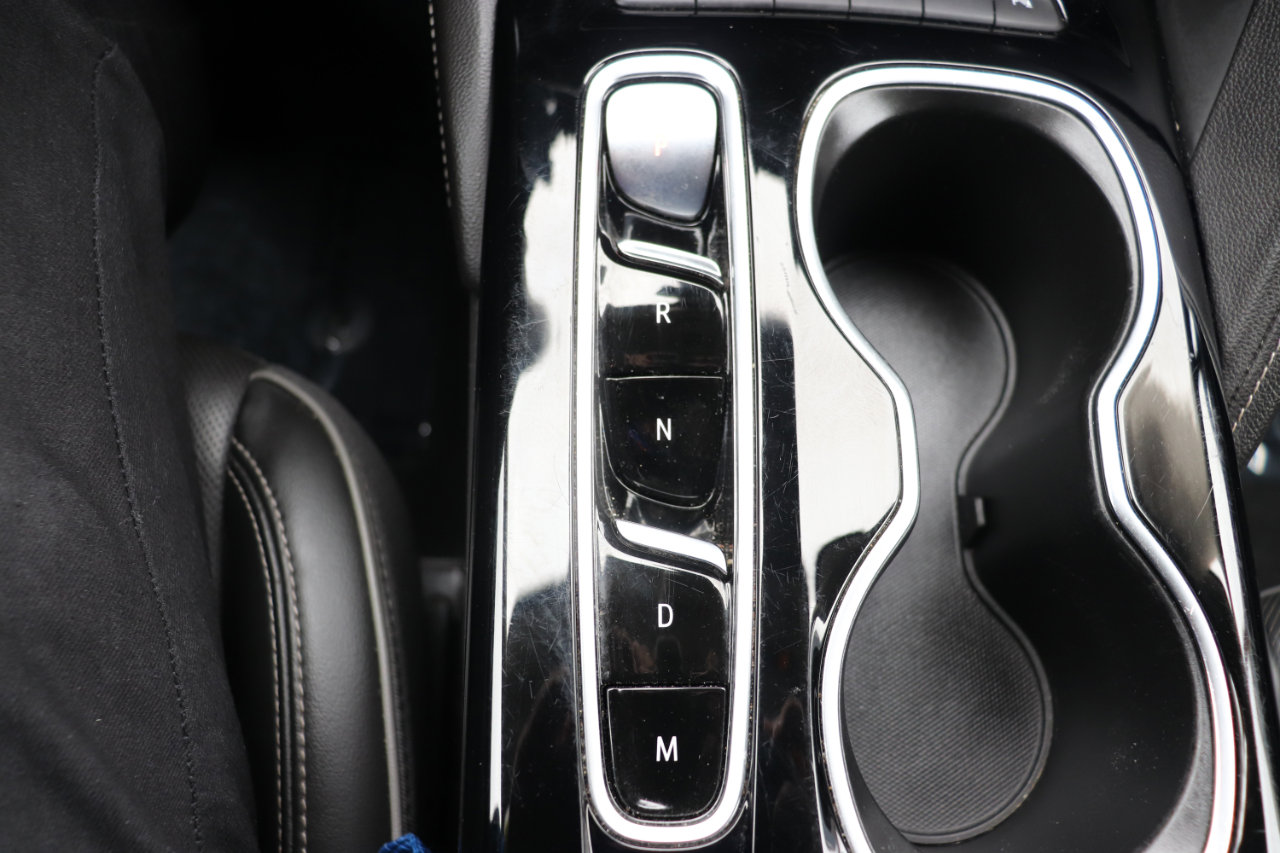 Used 2022 Buick Envision Avenir w/ Technology Package II image 46