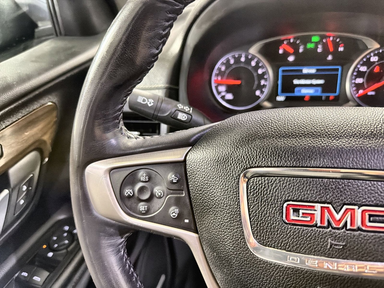 Used 2018 GMC Terrain Denali w/ Advanced Safety Package AWD/4WD image 43
