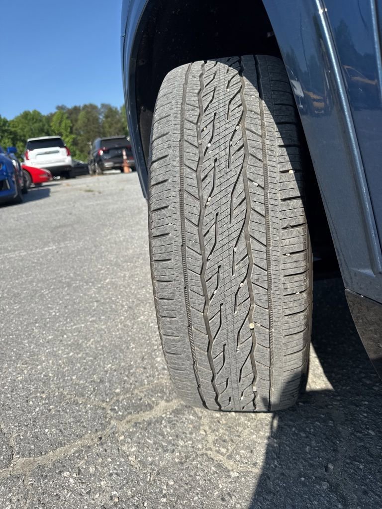 Used 2024 GMC Acadia Denali w/ LPO, Floor Liner Package AWD/4WD image 31