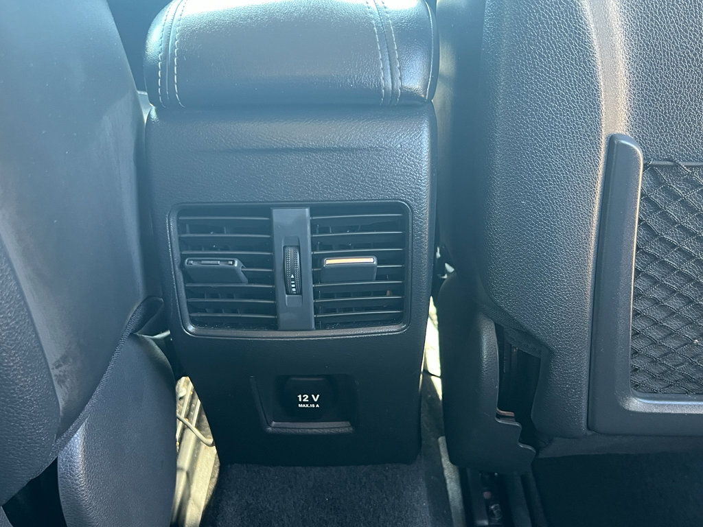 Used 2018 INFINITI QX30 w/ Cargo Package FWD image 25