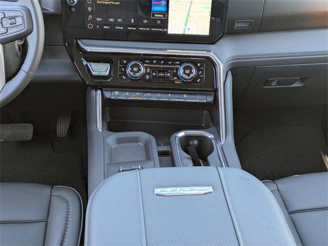 New 2026 GMC Sierra 2500 Denali w/ Denali Reserve Package image 19