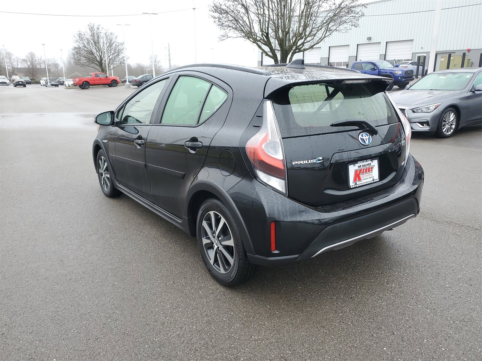 Certified 2019 Toyota Prius C image 3