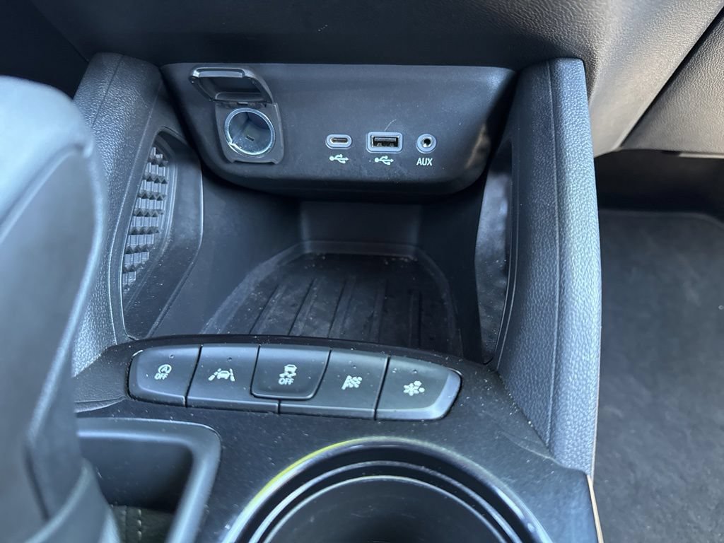Used 2023 Chevrolet TrailBlazer LT FWD image 21