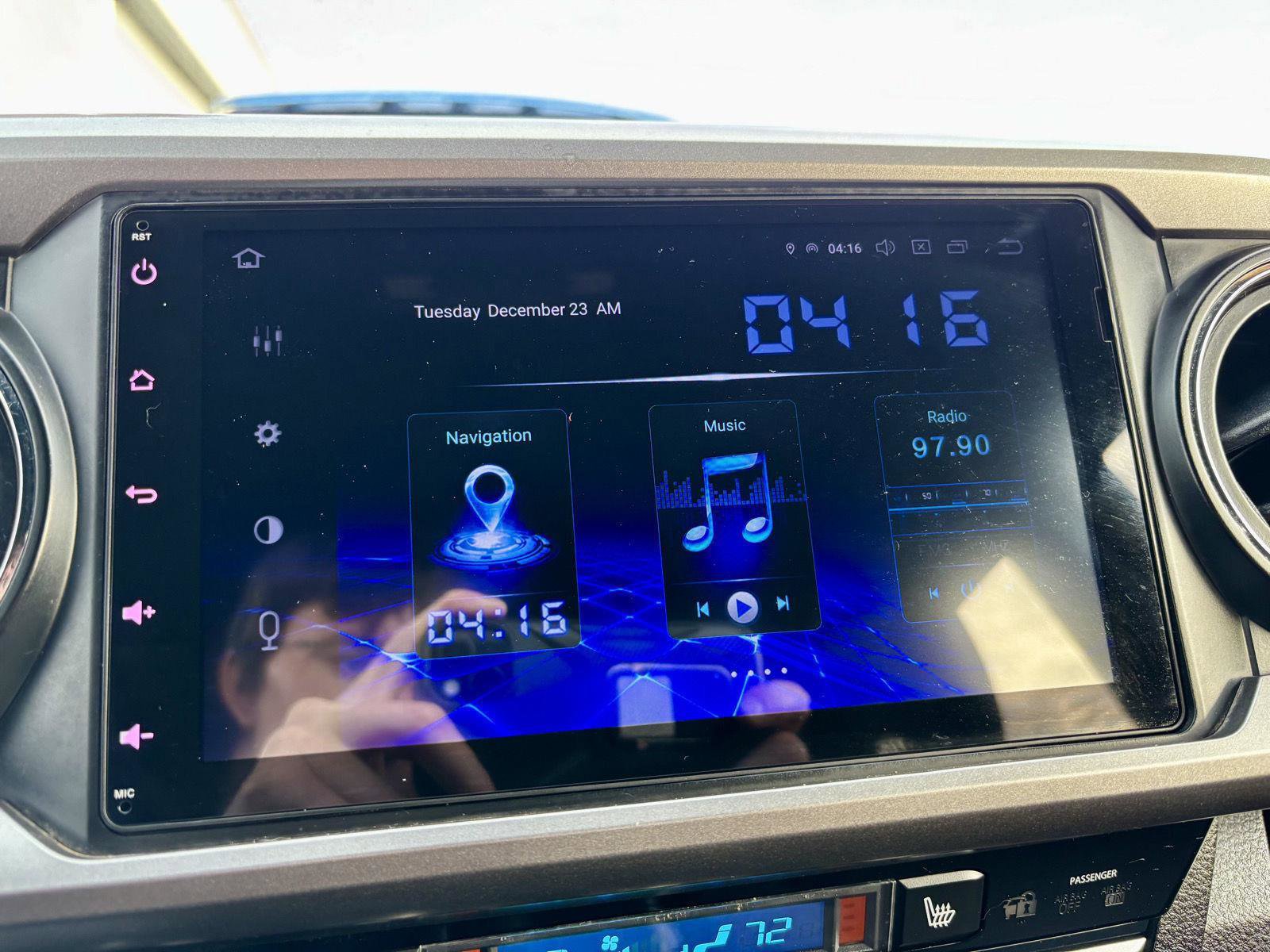 Used 2017 Toyota Tacoma Limited w/ Tow Package image 36