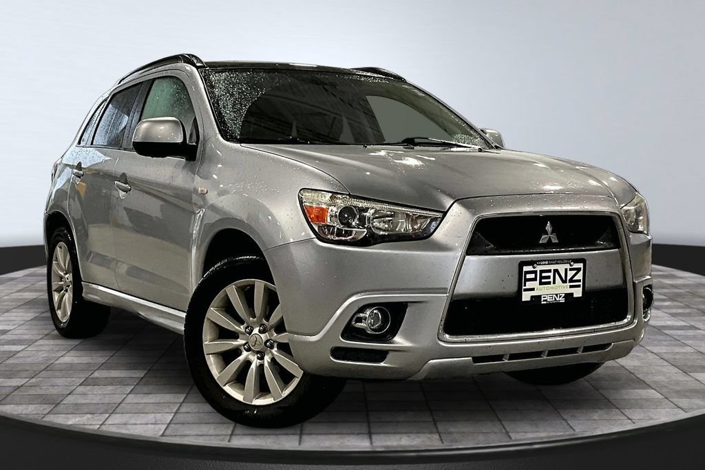 Used 2011 Mitsubishi Outlander Sport SE AWD/4WD image 3