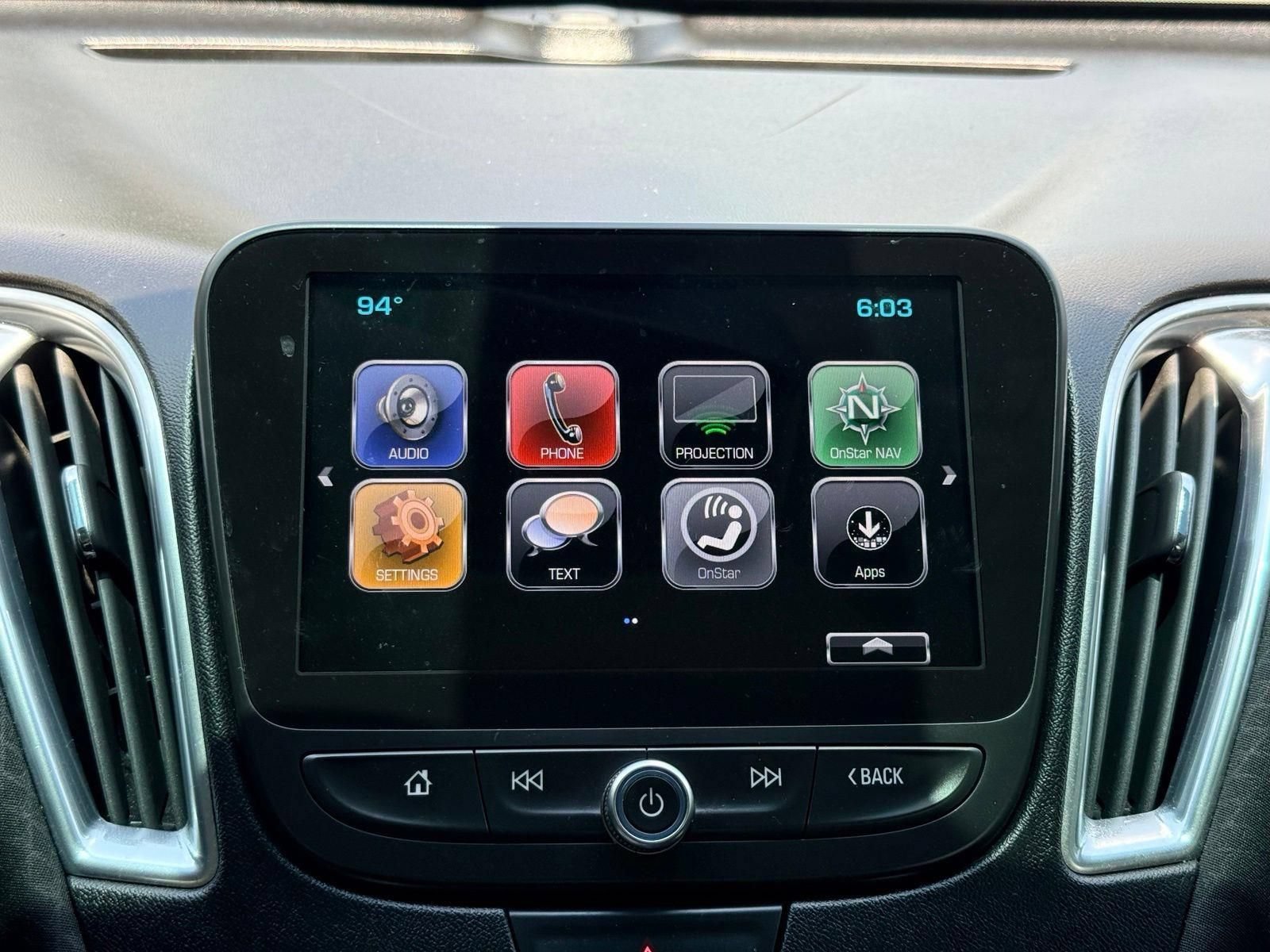 Used 2018 Chevrolet Malibu LT FWD image 38