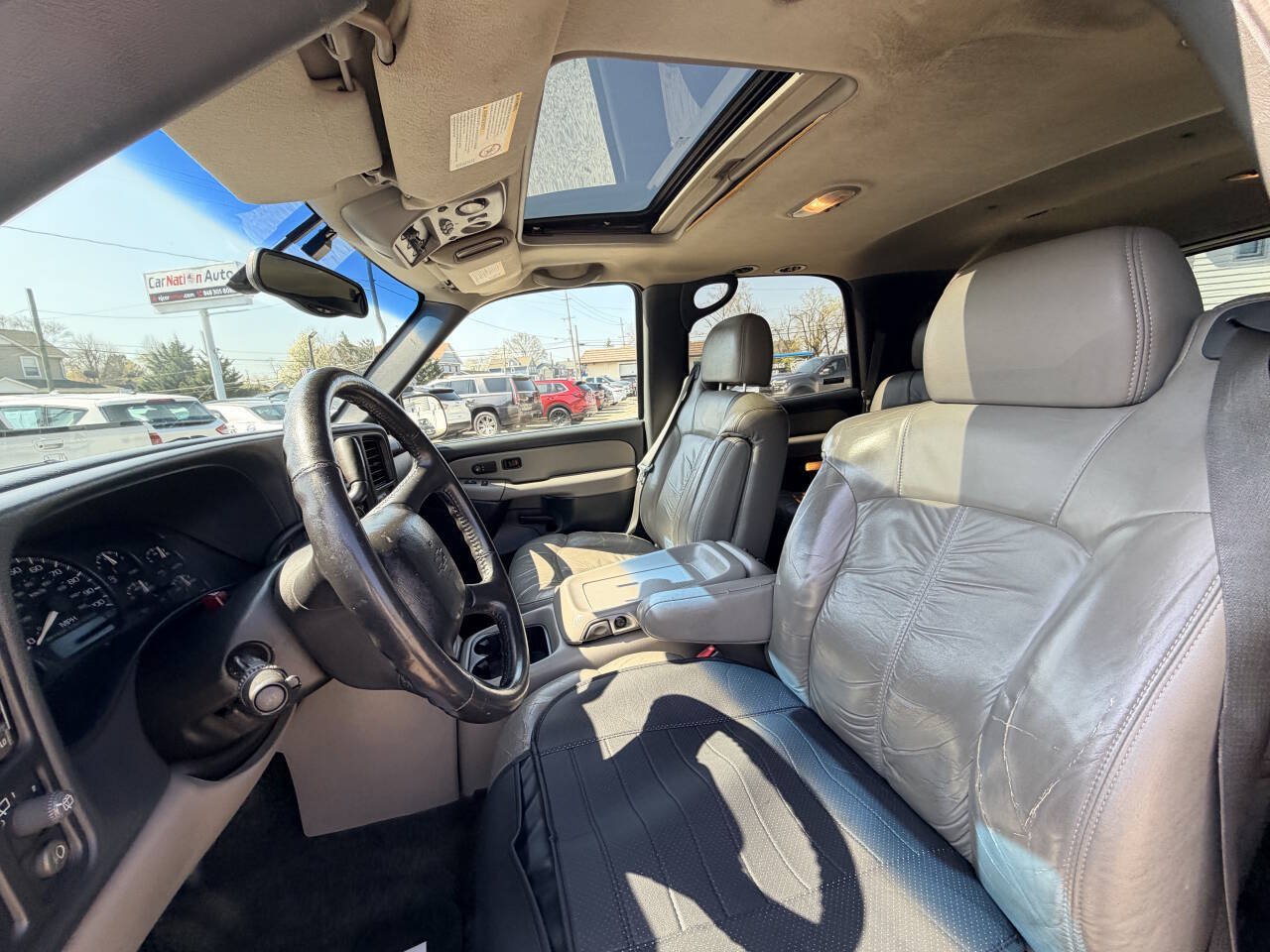 Used 2002 Chevrolet Tahoe LT AWD/4WD image 40