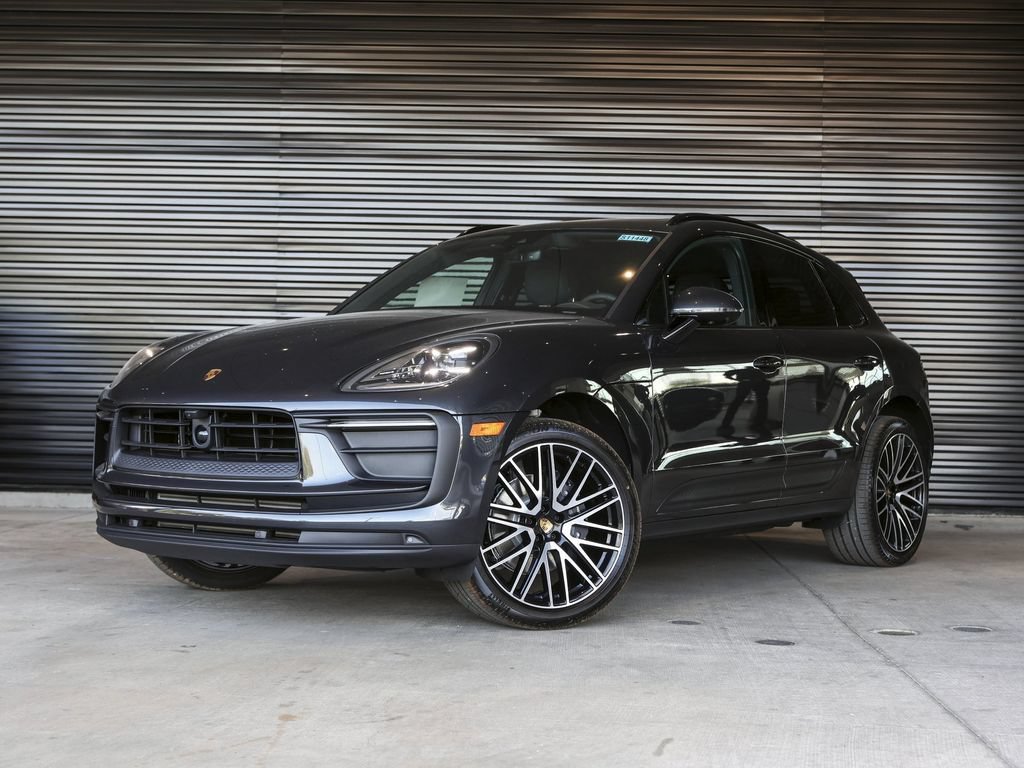 Certified 2026 Porsche Macan AWD/4WD image 1