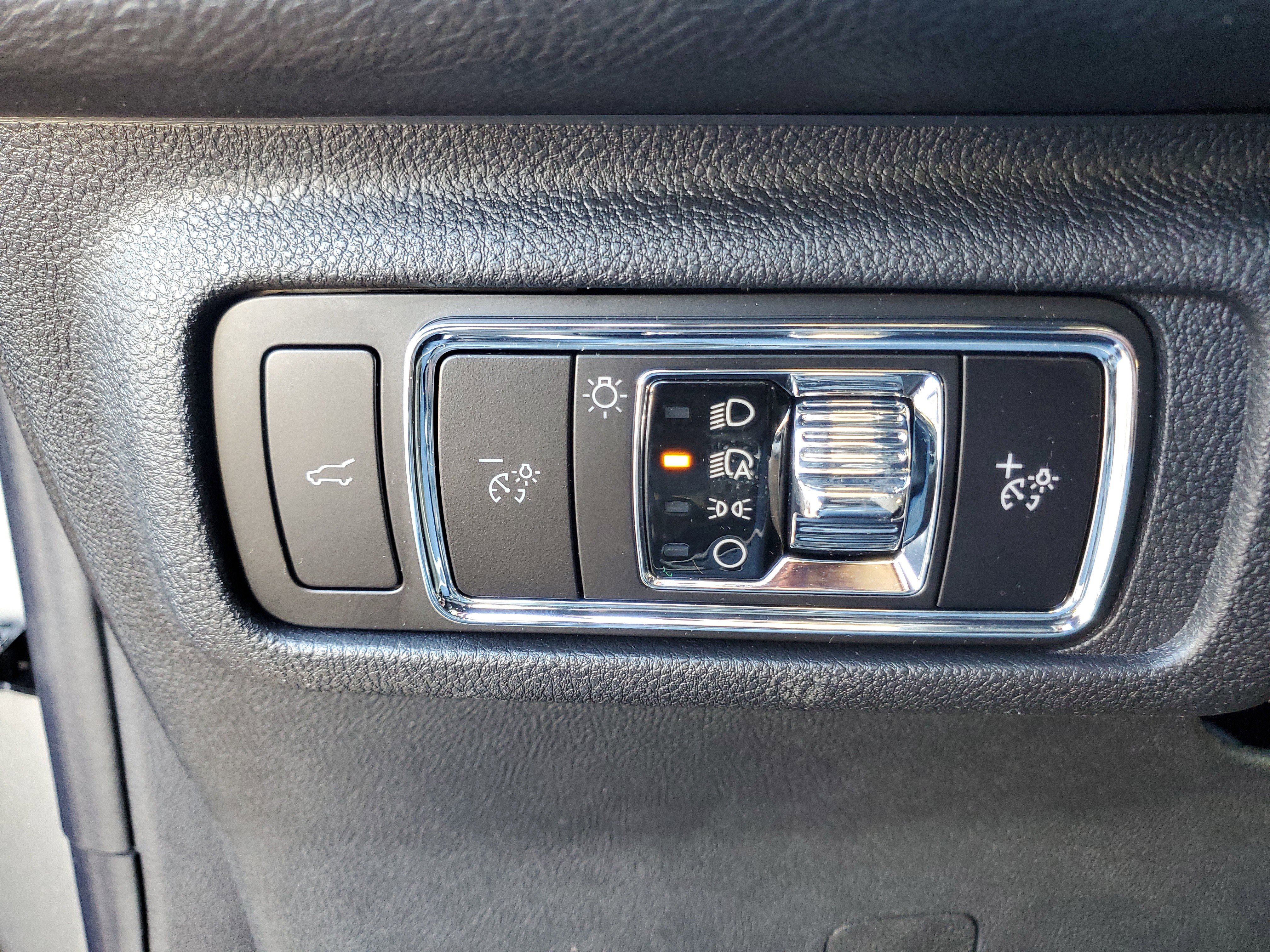 New 2026 Lincoln Corsair Premiere image 14