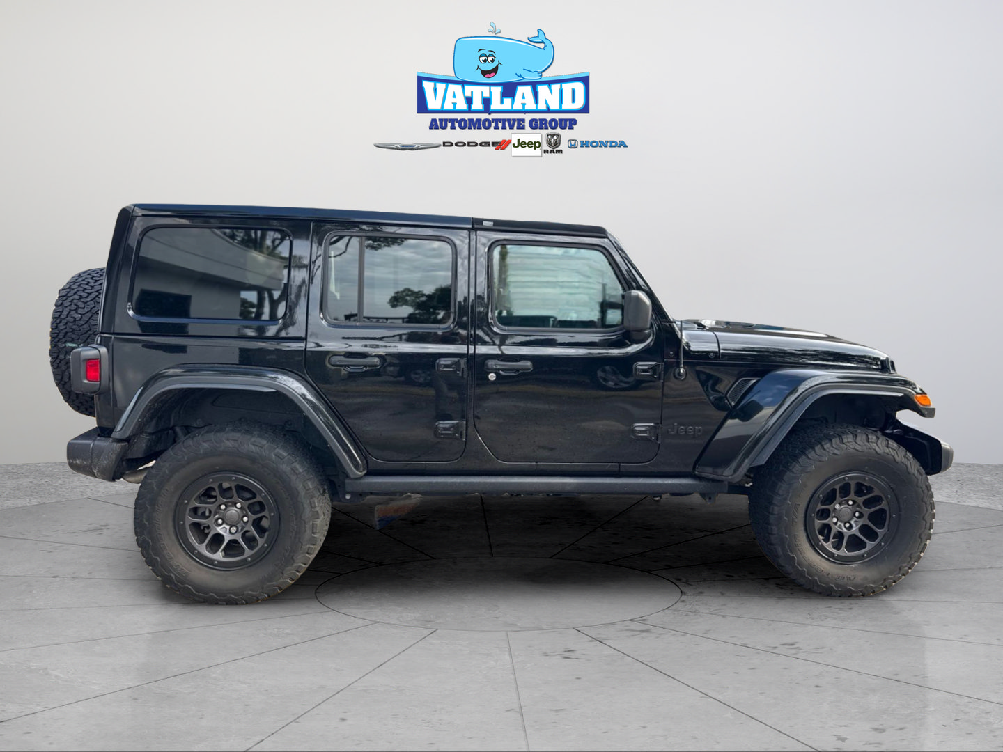 Used 2023 Jeep Wrangler Unlimited Sport w/ Xtreme 35 Tire Package AWD/4WD image 6