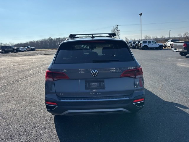 Used 2022 Volkswagen Taos SE image 6