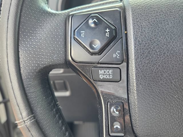 Used 2021 Toyota 4Runner TRD Off-Road Premium w/ Moonroof Package AWD/4WD image 26