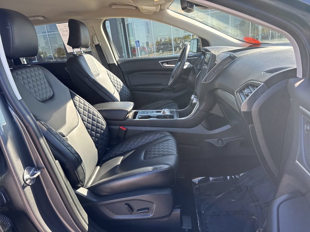 Used 2024 Ford Edge Titanium AWD/4WD image 27