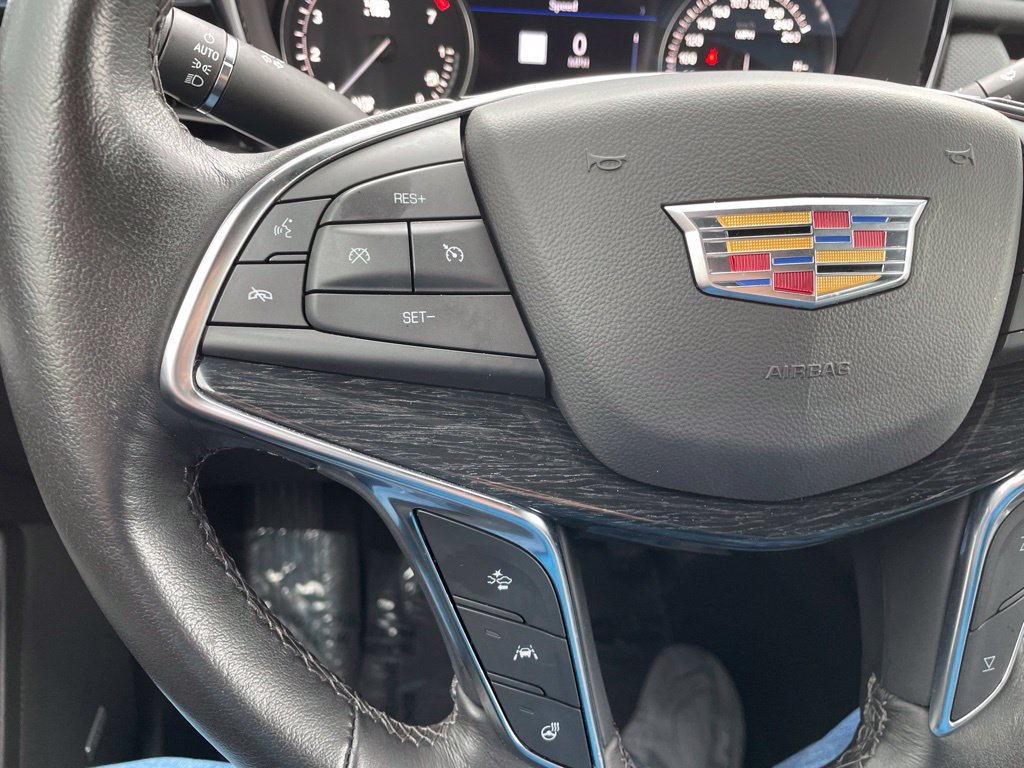 Used 2023 Cadillac XT5 Premium Luxury w/ Technology Package AWD/4WD image 27