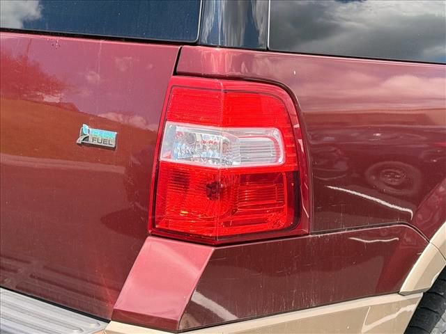 Used 2012 Ford Expedition XLT AWD/4WD image 11