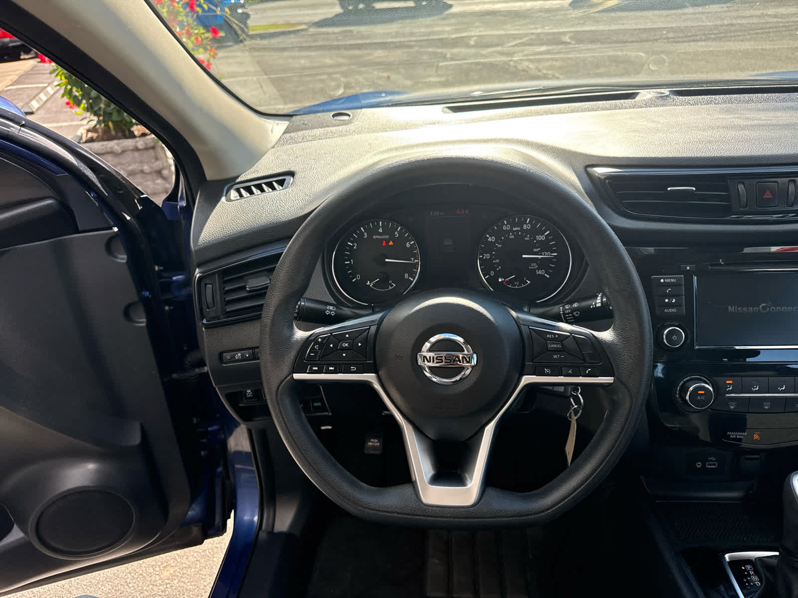 Used 2020 Nissan Rogue Sport S AWD/4WD image 23