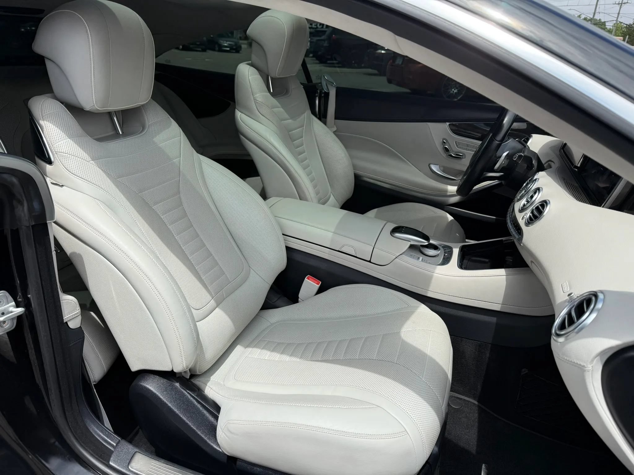 Used 2015 Mercedes-Benz S 550 4MATIC Coupe image 21
