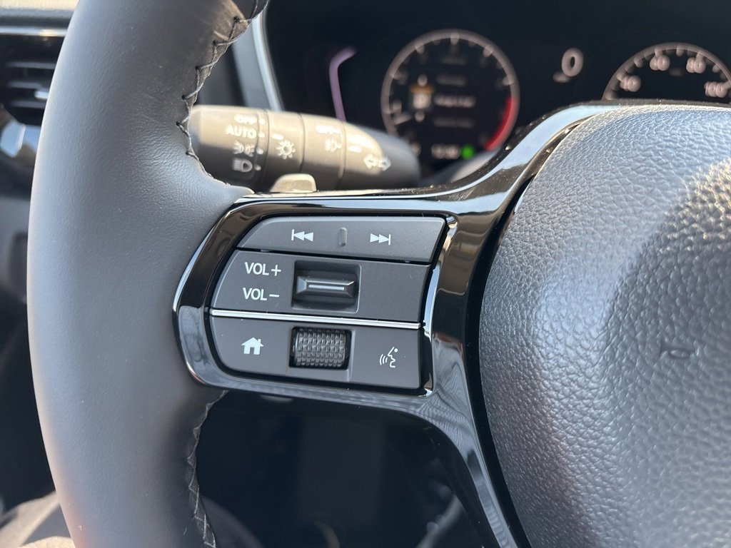 New 2025 Honda Pilot Touring image 26