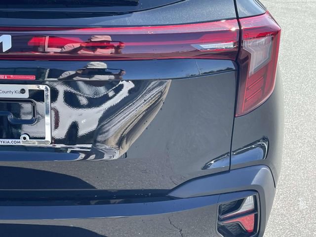 New 2026 Kia Seltos S FWD image 15