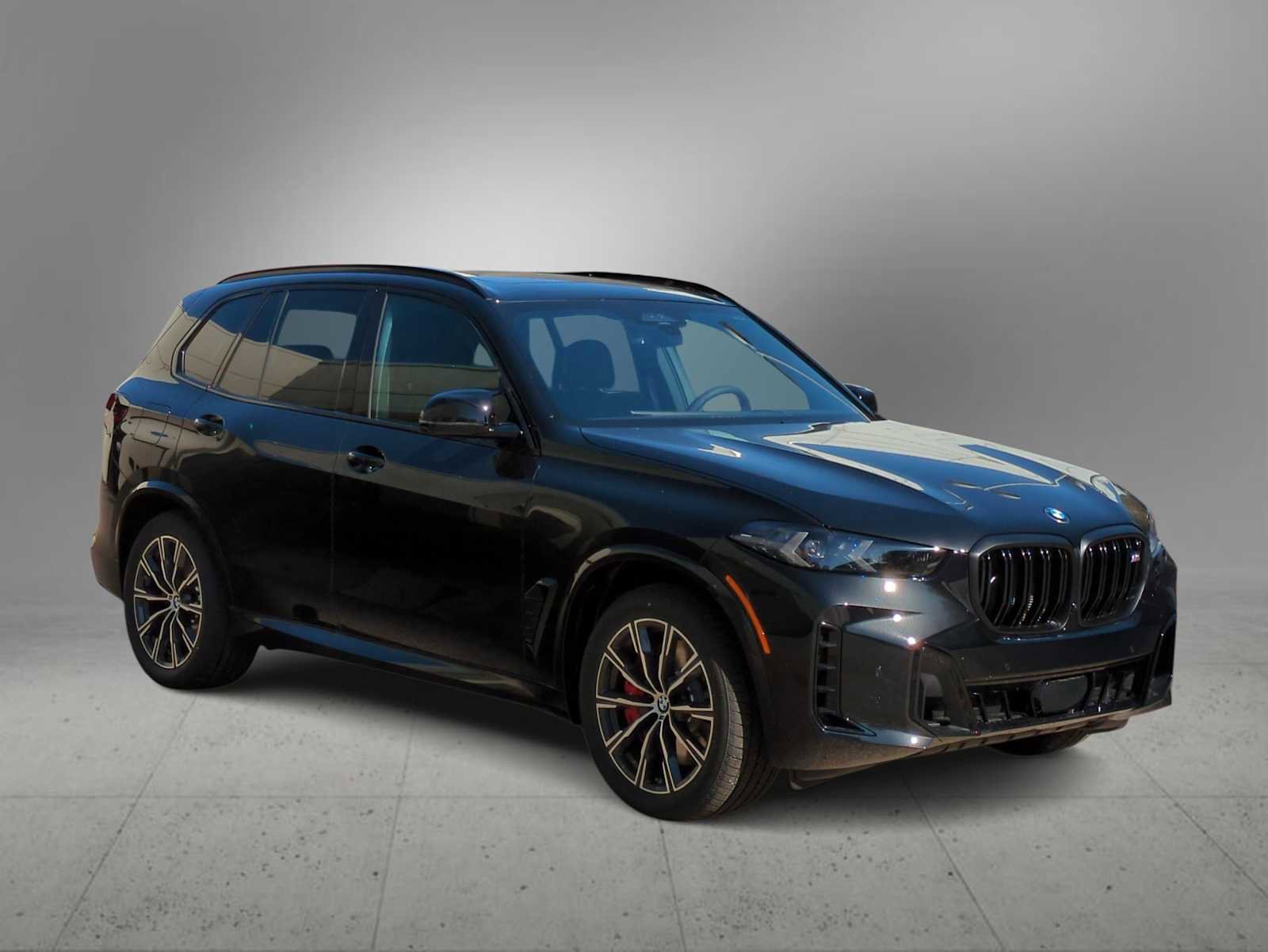 New 2026 BMW X5 M60i image 2