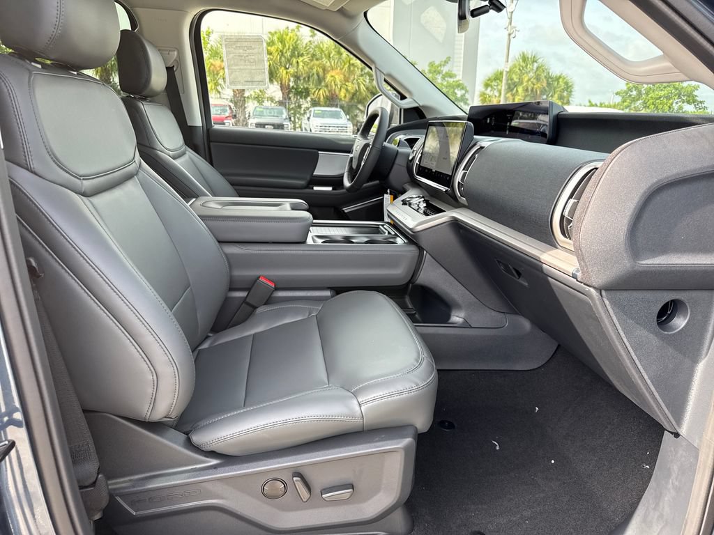 New 2027 Ford Expedition Max Active RWD image 22