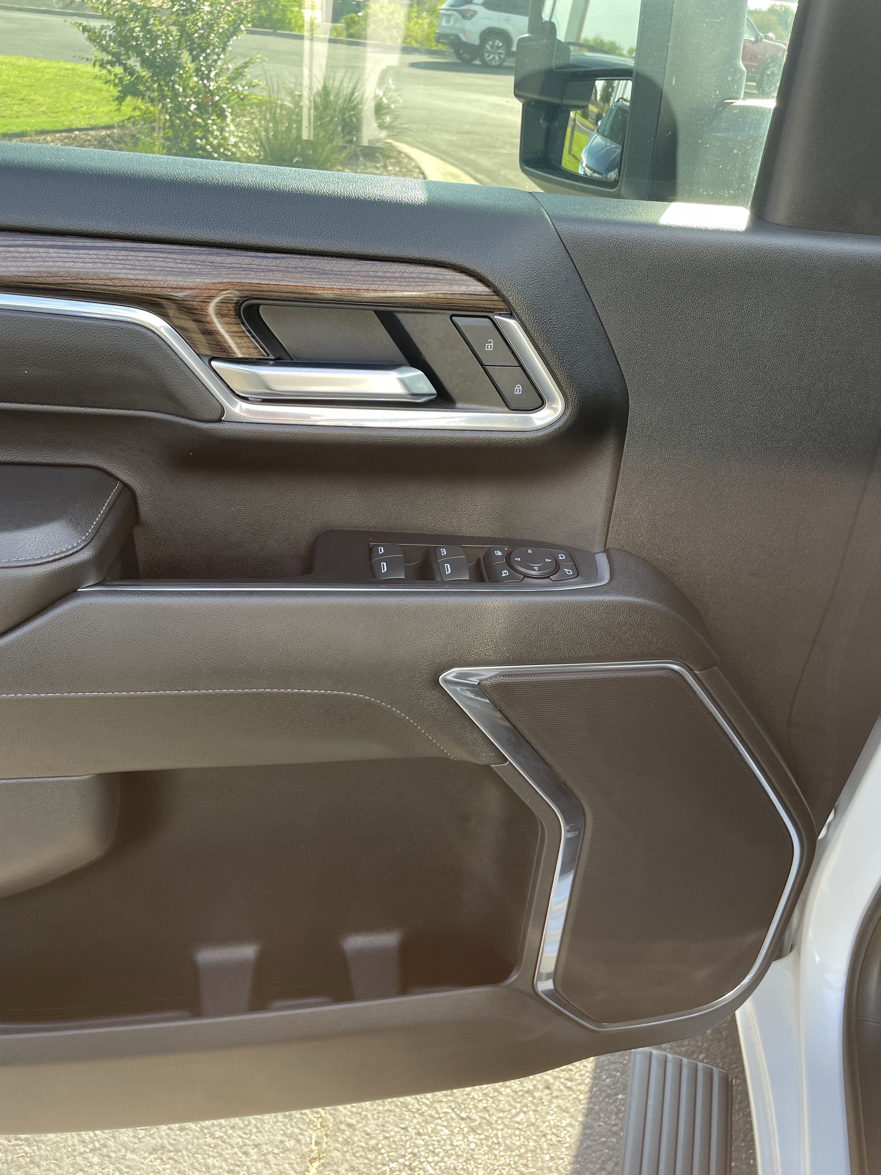 Used 2024 Chevrolet Silverado 2500 LT w/ Texas Edition AWD/4WD image 19