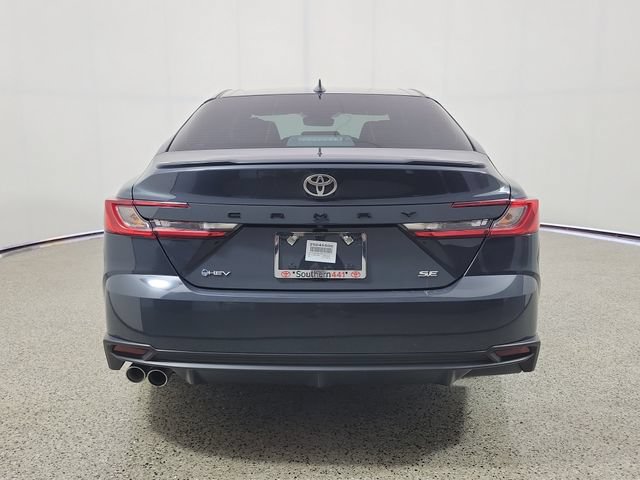 Used 2025 Toyota Camry SE w/ Convenience Package FWD image 6