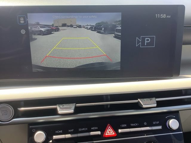 Certified 2025 Hyundai Tucson SE FWD image 11