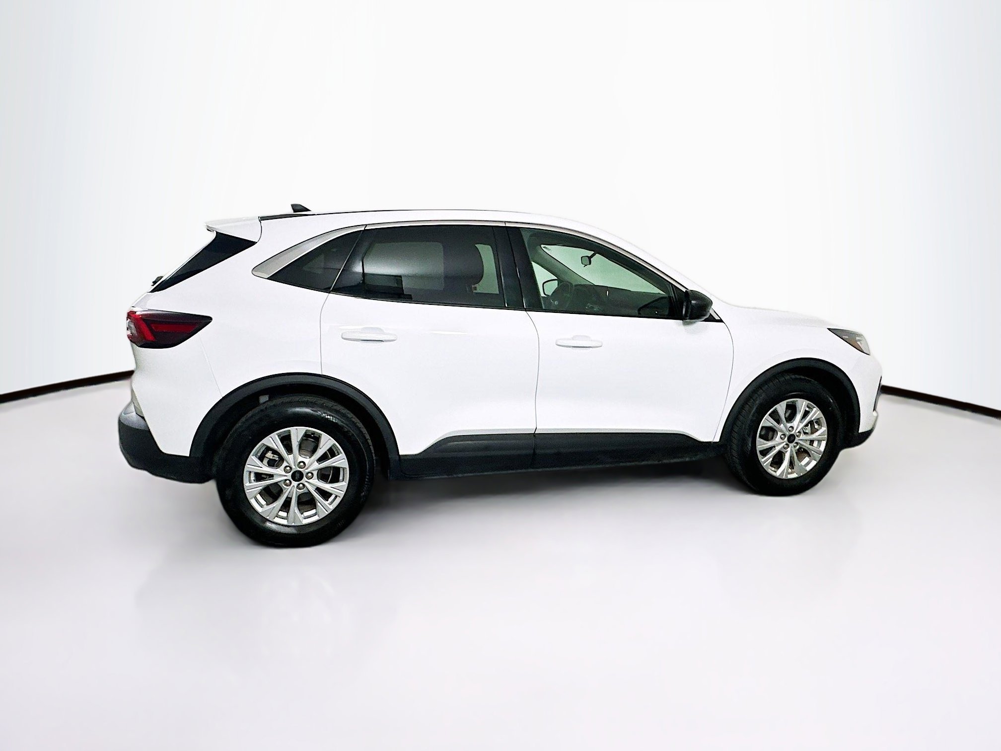 Used 2024 Ford Escape Active image 10