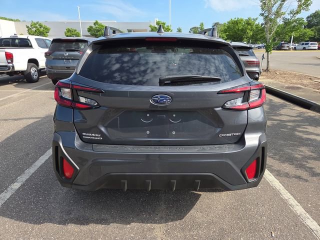 Used 2024 Subaru Crosstrek 2.0i Premium AWD/4WD image 4