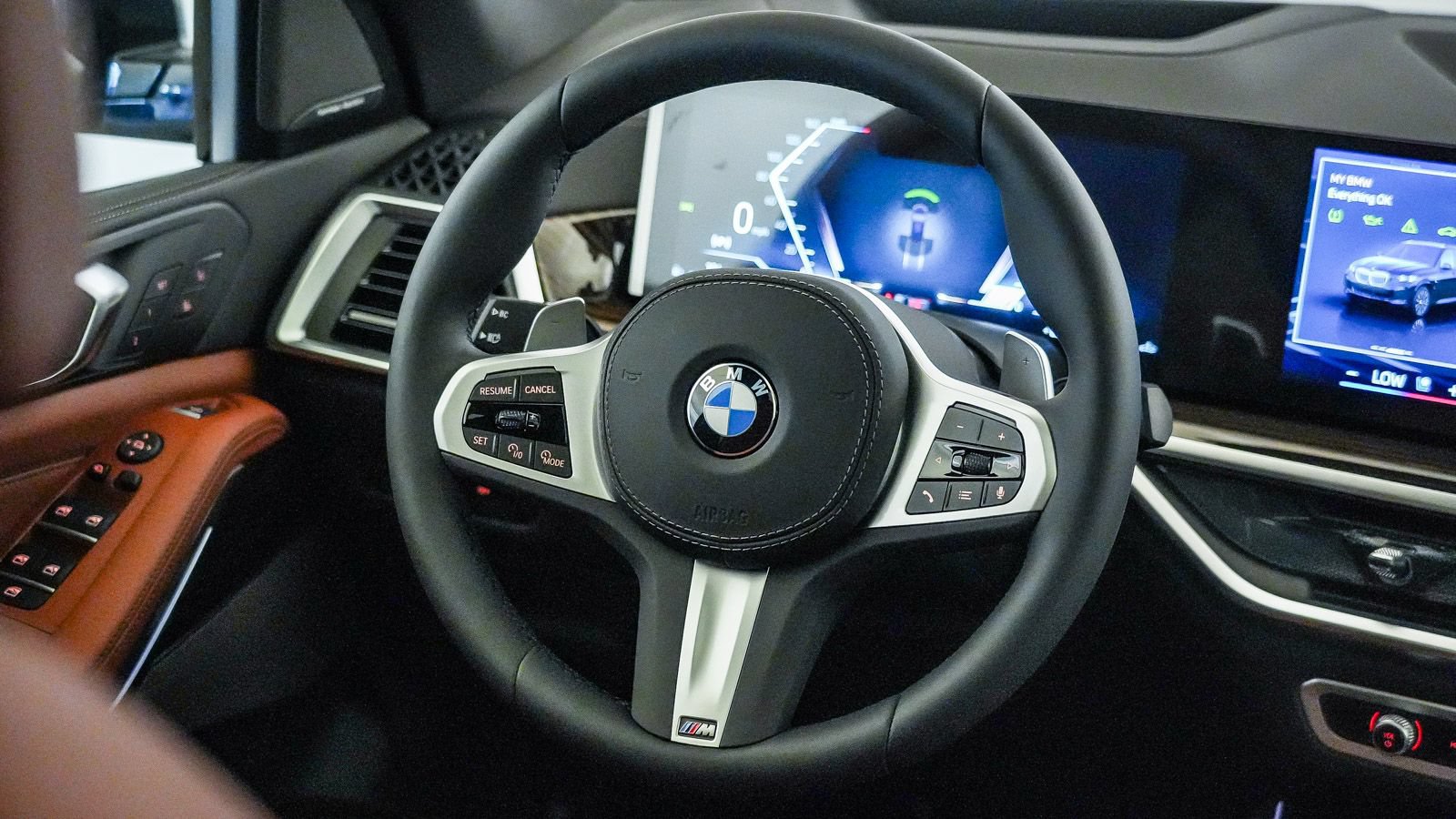 New 2026 BMW X5 xDrive40i w/ M Sport Package AWD/4WD image 16