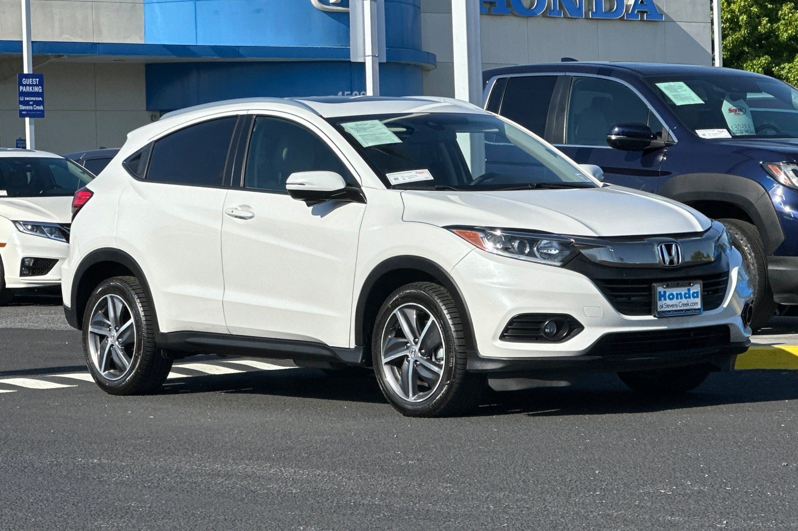 Used 2021 Honda HR-V EX-L image 6