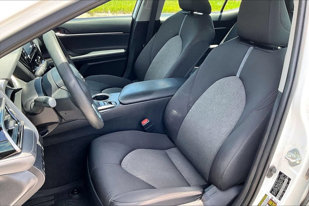 Used 2021 Toyota Camry LE w/ Protection Package (Q2) (TMS) FWD image 24