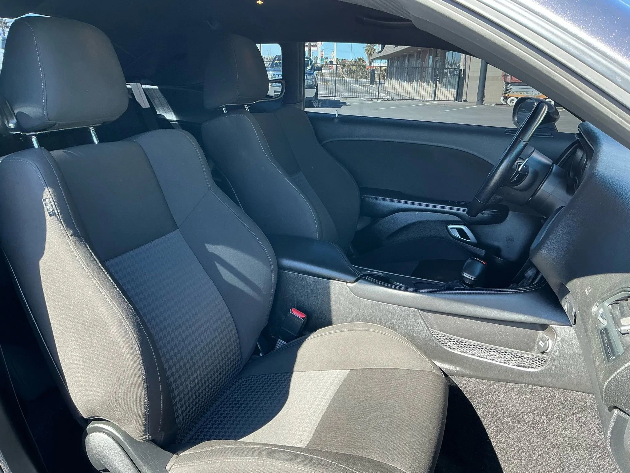 Used 2022 Dodge Challenger GT image 19