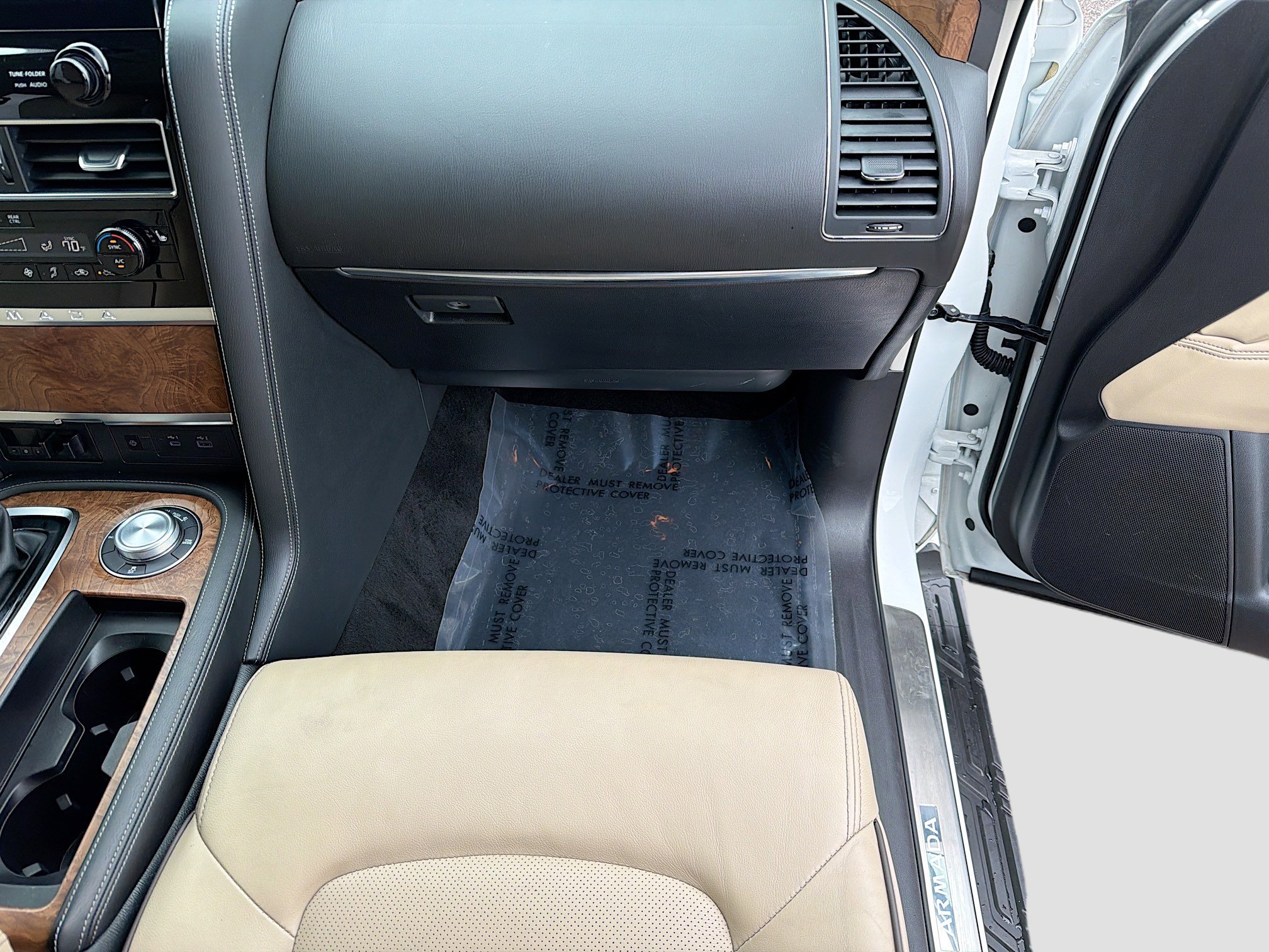 Used 2022 Nissan Armada SL image 17